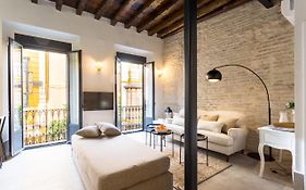 Oak & Sandstone - Modern Studio