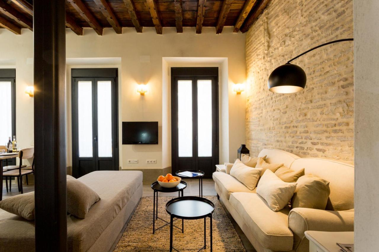 Oak & Sandstone Studio - Space Maison Apartments Sevilla Exterior foto